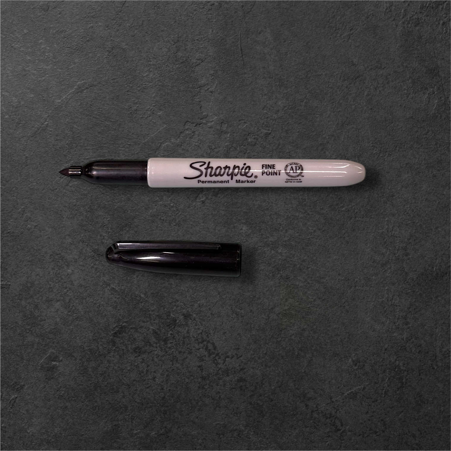 Sharpie Permanent Marker Fine Tip | Standard Size Precise Marking